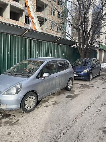 балыкчы пляж: Honda Fit: 2003 г., Автомат, Хэтчбэк — 3