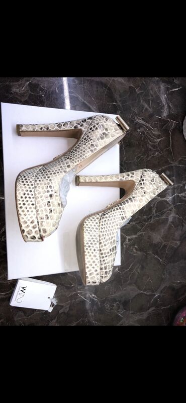 Basanoşka və səndəllər: Ölçü: 37.5, İşlənmiş — 8