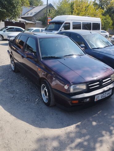 фосваген вента: Volkswagen Vento: 1993 г., 1.8 л, Механика, Бензин, Седан