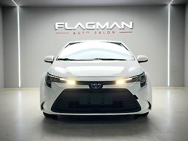 argb controller: Toyota Corolla: 2023 г., 1.8 л, Вариатор, Гибрид, Седан — 2