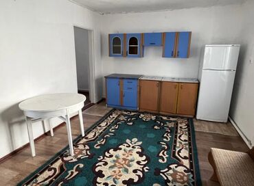 аренда дома сутки: 80 м², 2 комнаты, Бронированные двери, Забор, огорожен