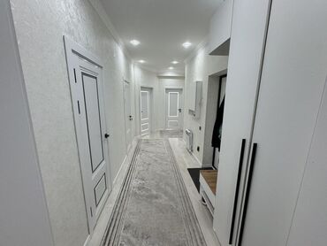 Продажа квартир: 3 комнаты, 77 м², Элитка, 3 этаж, Евроремонт