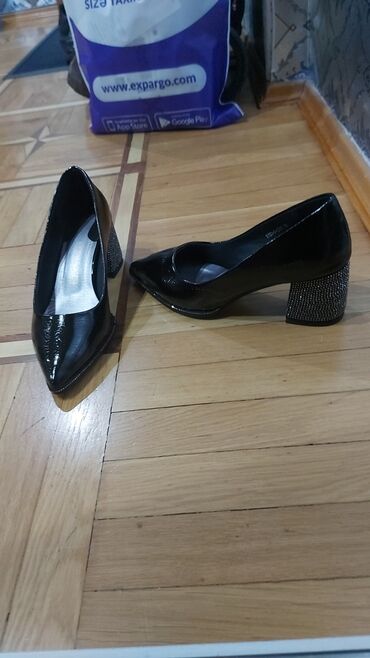 garda shoes: Tuflilər, Ölçü: 38, rəng - Qara, Yeni