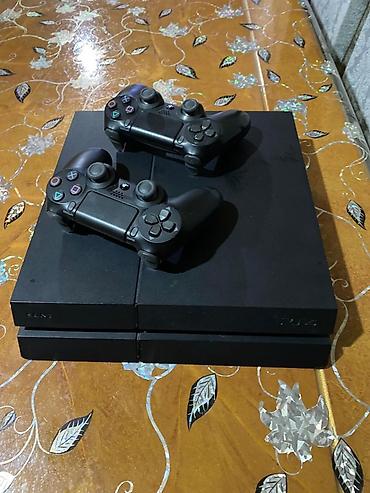 ps konsolu: Sony PlayStation 4 (PS4) oyun konsolu Xüsusiyyətlər: - Model: PS4 — 3