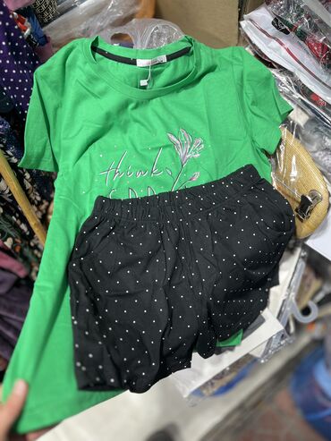 Пижамы: У вас только с длинными? Нет) У нас есть и пижамы с шортами на любой — 5