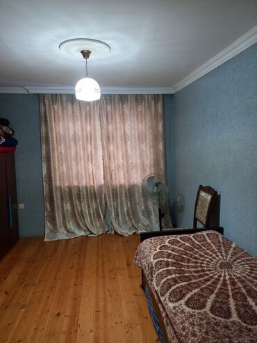 Həyət evləri və villaların satışı: Salam səliqəli evdir heçbir xərc təlləb etmir bina evidir sabirabad — 2