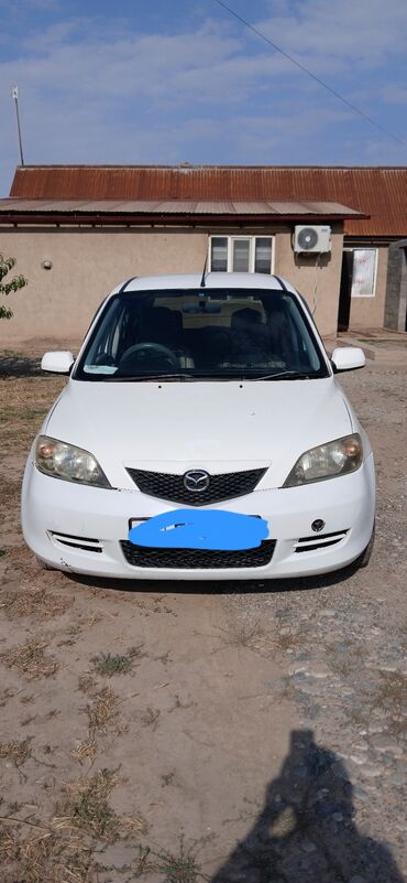 срочно в связи с переездом: Mazda Demio: 2004 г., 1.3 л, Автоматтык, Бензин, Хетчбек