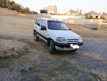 газовое оборудование на машину: Chevrolet Niva: 2009 г., 1.7 л, Механика, Бензин, Жол тандабас