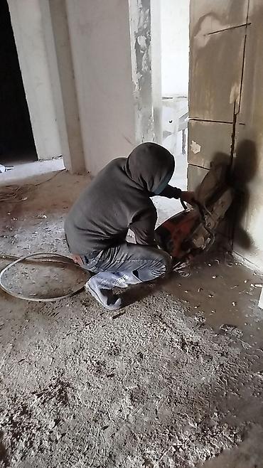 italiya: Beton kəsən beton deşən betonlarin i̇stənilən ölçüdə vəi̇stənilən — 4