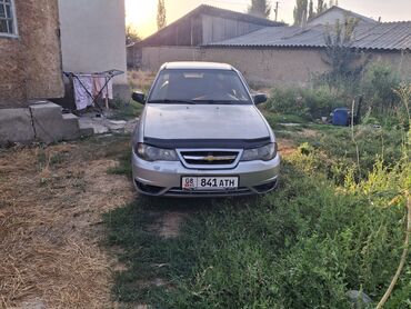 хонда аккорд 8 поколение: Серебристый седан Chevrolet Aveo, оснащенный черным дефлектором