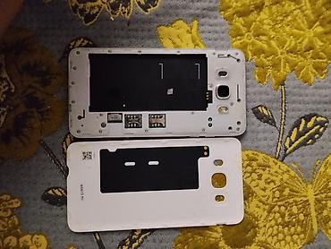 samsung galaxy s10e: Два смартфона Samsung. 1) Samsung (белый, с физической кнопкой — 8