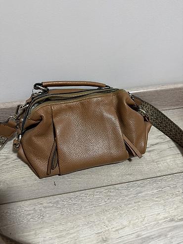 Сумкалар: Сумка Michael Kors розовая – 500 сом Сумка золотая - 500 сом Сумка — 7