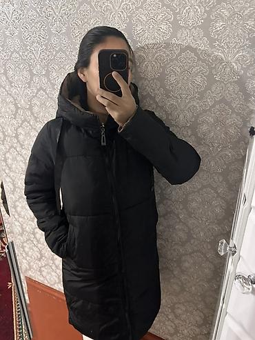 женщен: Пуховик, По колено, С капюшоном, Стандарт — 2