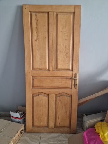 plintus qiymətləri: Qonaq otağı üçün İşlənmiş Otaq qapısı 90x220 sm Plintus ilə, Zəmanətsiz, Ödənişli çatdırılma