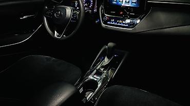 Toyota: Toyota Corolla: 2020 г., 1.8 л, Автомат, Гибрид, Седан — 7