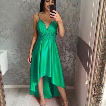 Haljine: 2100 na lalafo.rs — 6 Haljine: 2100 — 6