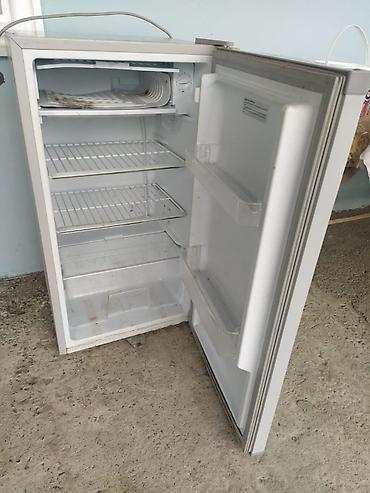 mini proyektorlar: İşlənmiş Mini Soyuducu Satılır, rəng - Ağ, Dolab içi — 3