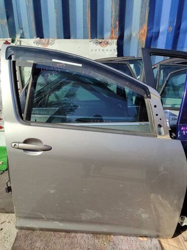 corolla runx: Дверь Toyota Wish ZNE10 1ZZ 2006 перед. прав. (б/у)