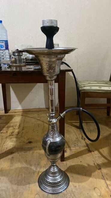 Gümüşü rəngli qəlyan dəsti istirahət anlarınız üçün mükəmməl seçimdir