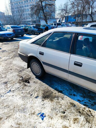 купить машину шевроле: Mazda 626: 1988 г., 1.9 л, Механика, Бензин, Хэтчбэк