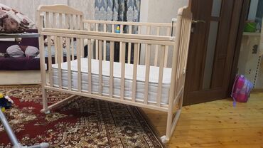 Beşiklər: Oğlan və qız üçün, İşlənmiş, Dördbucaq, Beşik, Dəst ilə, Matras ilə — 7