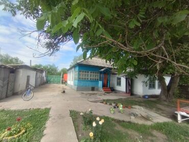 суточные дома: Дом, 100 м², 5 комнат, Собственник, Старый ремонт