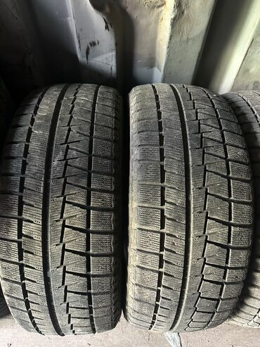 Шины: Шины 215 / 50 / R 17, Зима, Б/у, Пара, Легковые, Япония, Bridgestone