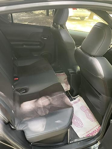 luaz satilir: Toyota Aqua: 1.5 l | 2015 il Hetçbek — 8