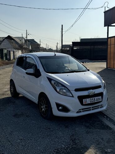 Chevrolet: Chevrolet Spark: 2015 г., 1 л, Автомат, Газ