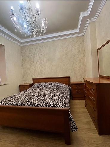 Спальные гарнитуры: Спальный гарнитур из массива/Шатура классическом стиле, цвет тёплый — 3