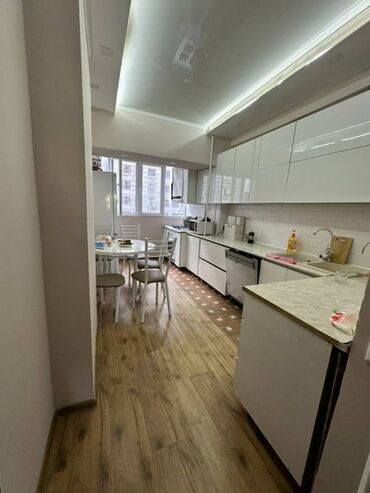3комнатный: 3 комнаты, 68 м², Индивидуалка, 4 этаж, Косметический ремонт