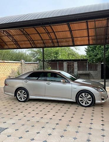 Toyota: Toyota Crown: 2010 г., 3.5 л, Вариатор, Гибрид, Седан — 6