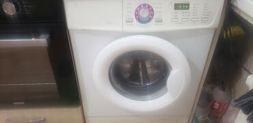 куплю бу стиральную машину: Стиральная машинка LG
