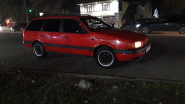 мотор пассат б3: Volkswagen Passat: 1993 г., 2 л, Механика, Бензин, Универсал