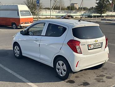 82 2: Chevrolet Spark: 2020 г., 1 л, Автомат, Бензин, Хэтчбэк — 3