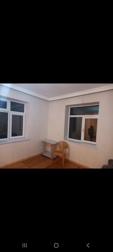 Uzunmüddətli kirayə evlər: 30 kv. m, 3 otaqlı -da lalafo.az — 7 Uzunmüddətli kirayə evlər: 30 kv. m, 3 otaqlı — 7