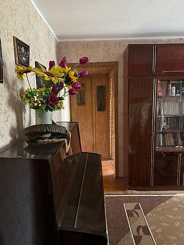 Продажа квартир: 2 комнаты, 43 м², 104 серия, 4 этаж at lalafo.kg — 3 Продажа квартир: 2 комнаты, 43 м², 104 серия, 4 этаж — 3