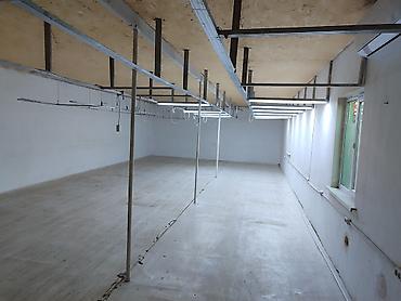 Аренда коммерческой недвижимости: Сдаю Швейный цех, 400 м², 3-фазная система электроснабжения, Готовый бизнес, С отдельным входом — 9