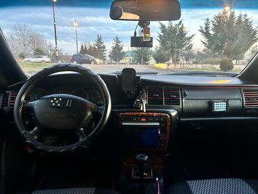 Opel: Opel Vectra: 2 l | 1996 il 231000 km Sedan — 2