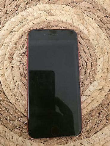 Apple iPhone: IPhone SE, 64 GB — 12