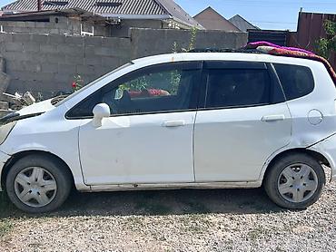 fit mator: Honda Fit: 2001 г., 1.3 л, Вариатор, Бензин, Хэтчбэк — 3