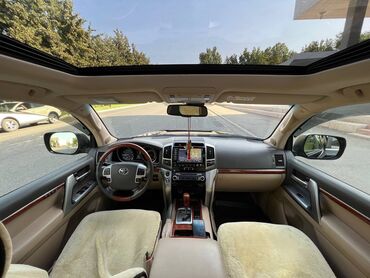 зимные: Toyota Land Cruiser: 2013 г., 4.6 л, Автомат, Бензин, Внедорожник