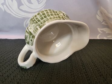 Čajnici: Bokalcic nov za mleko Royal Tudor Were Engleska 70te. Nov bokalcic za — 7