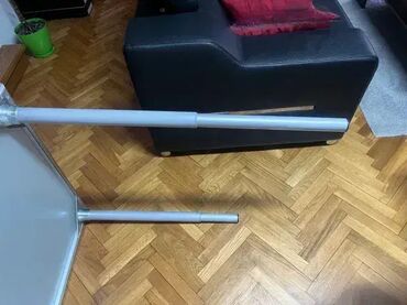 Baštenski nameštaj: Baštenski sto, Metal, Upotrebljenо — 5