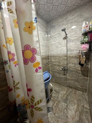 Həyət evləri və villaların satışı: Köhnə Günəşli 4 otaqlı, 120 kv. m, Kredit yoxdur, Orta təmir — 15