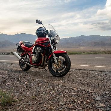 Мотоцикл Suzuki Bandit (красный, дорожный/нейкед) в родной краске! at lalafo.kg Мотоцикл Suzuki Bandit (красный, дорожный/нейкед) в родной краске!