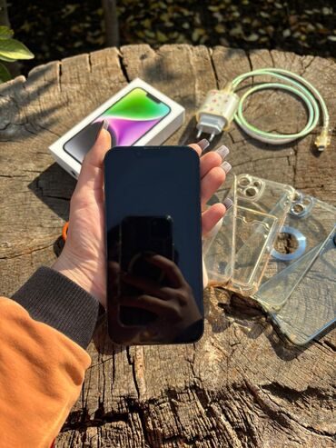 Apple iPhone: IPhone 14, 128 GB, Midnight, Barmaq izi, Simsiz şarj, Face ID — 2