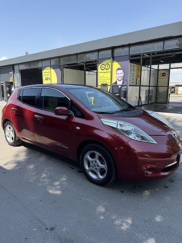 range rover 2022: Nissan Leaf: 2013 г., Робот, Электромобиль, Хэтчбэк — 1