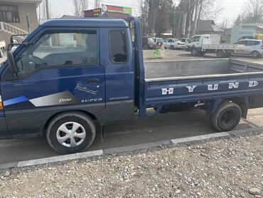 набор ключей для автомобиля б у: Hyundai Porter: 2001 г., 2.5 л, Механика, Бензин