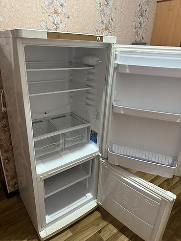 s25 plus: Холодильник Indesit, двухкамерный, белый цвет, нижняя морозильная — 3